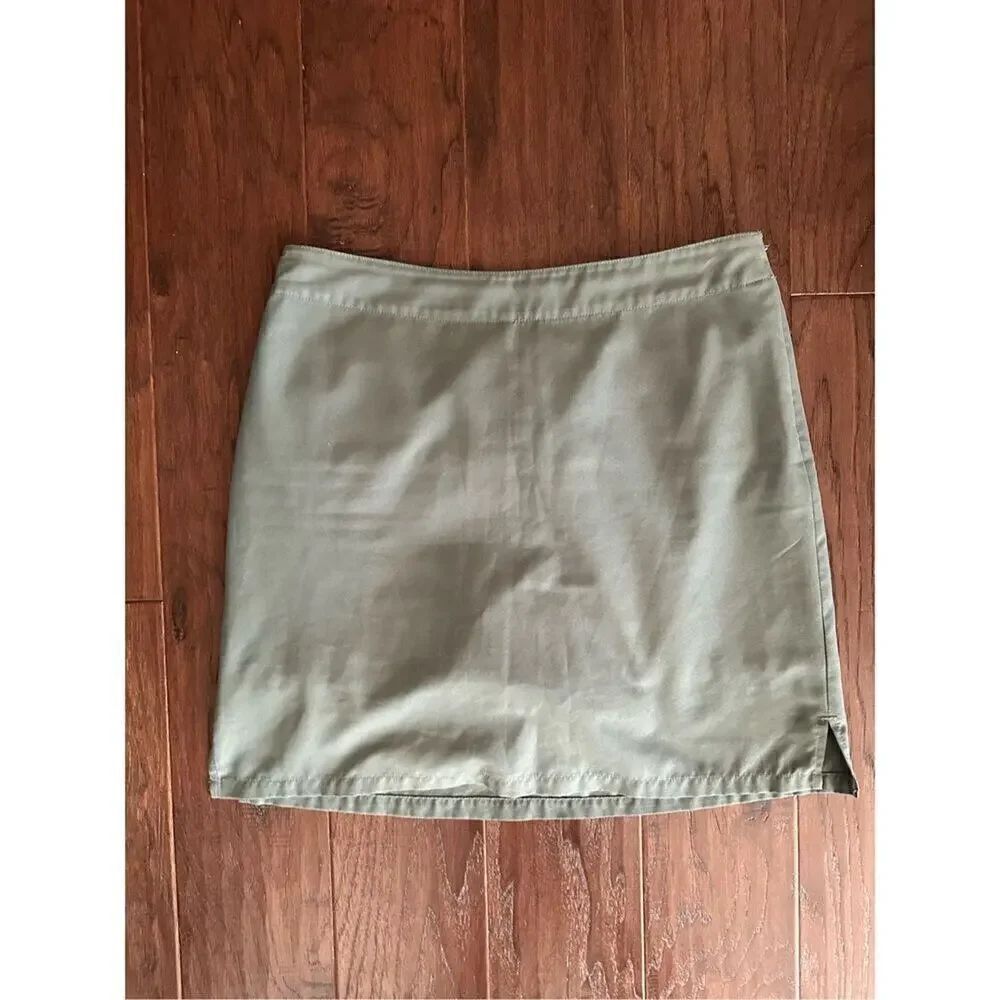 Title Nine Army Green Golf Skort